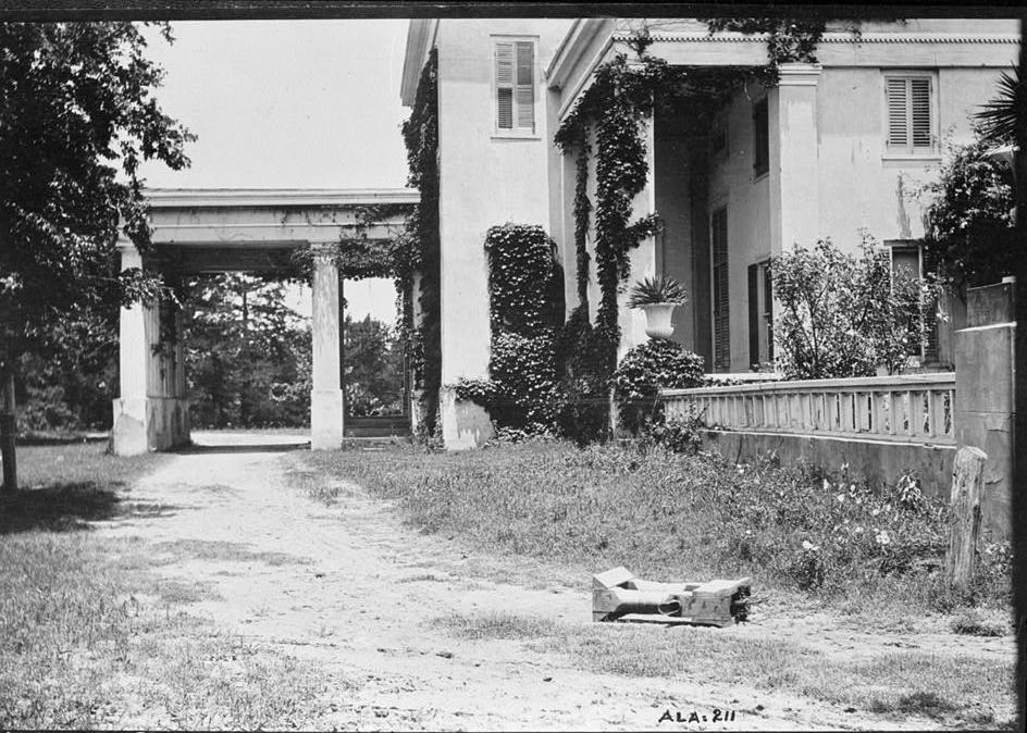 Gaineswood Mansion, Demopolis Alabama Close-up of porte cochere. About 1910
