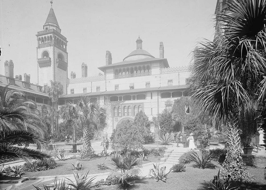 Hotel Ponce de Leon, St Augustine Florida 1900s Court, Ponce de Leon Hotel