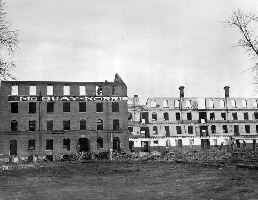 Connersville Furniture Factory, Connersville Indiana 1962 VIEW OF DEMOLITION