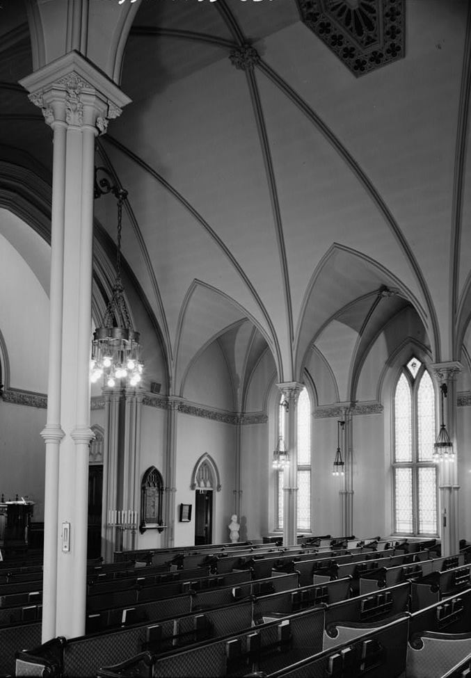 Congregational (now First Unitarian) Church, New Bedford Massachusetts 1961 TRANSVERSE VIEW, INSIDE