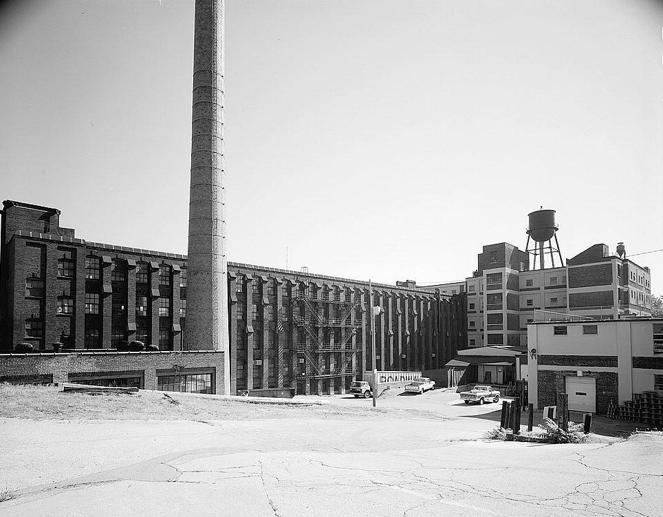 FB Stearns Auto Company Cleveland Ohio 1979 Storage and Machine Shop, Assembly Building (right), looking southeast