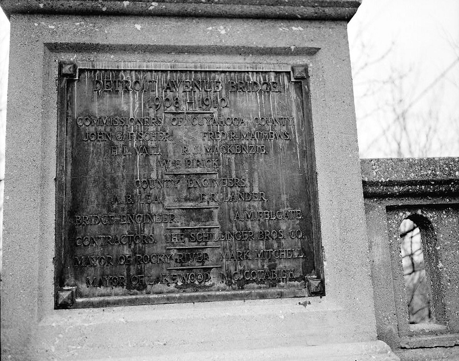 Rocky River Bridge, Rocky River Ohio BRONZE PLAQUE ON RAILING END POST, SOUTH SIDE OF EAST APPROACH 1976