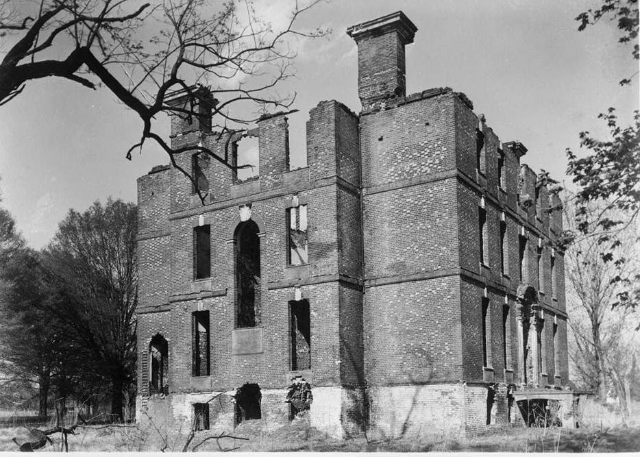 Rosewell Mansion Ruins, White Marsh Virginia VIEW FROM SOUTHWEST AFTER FIRE (1939)