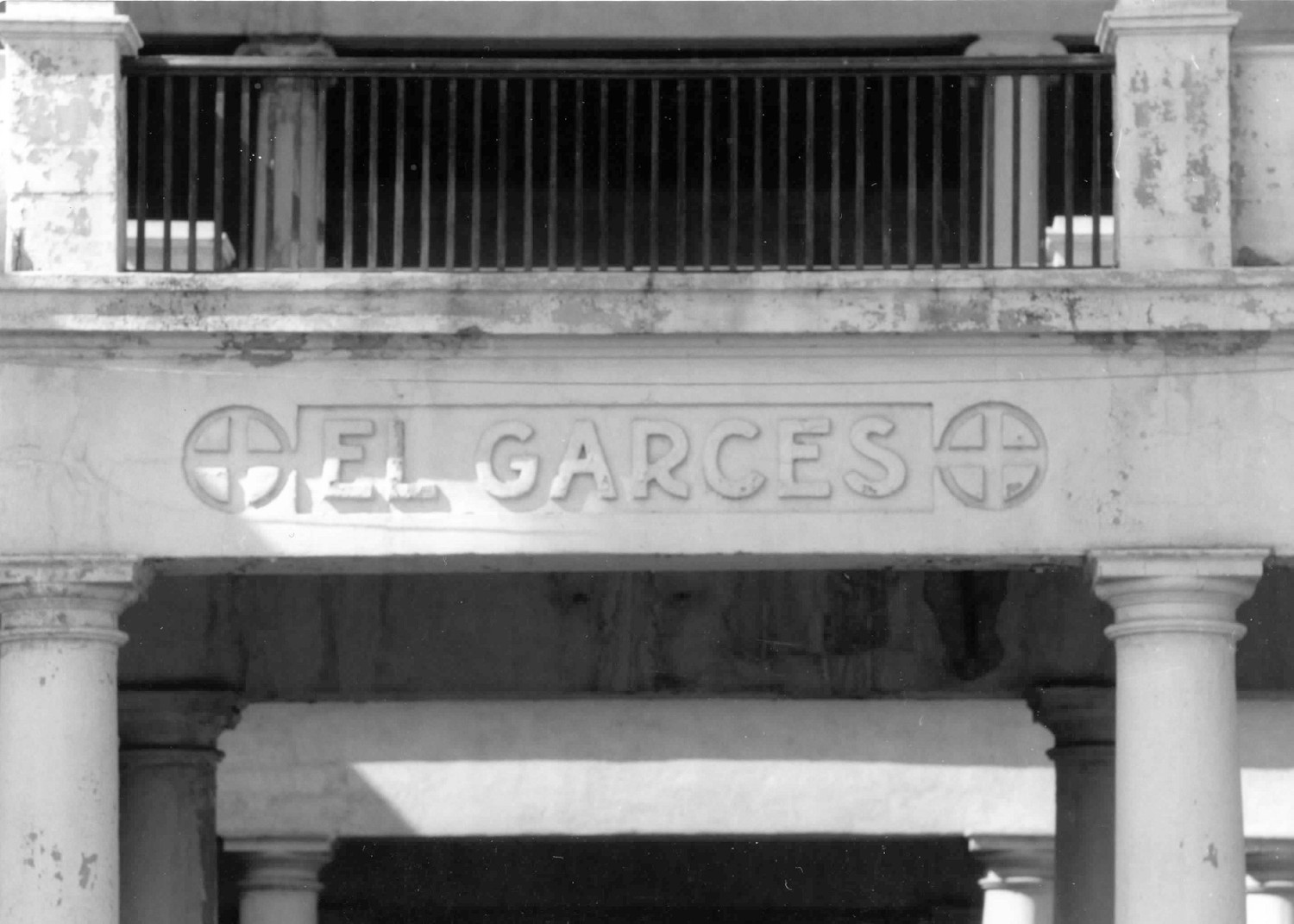 El Garces Hotel - Atchison Topeka & Santa Fe Railroad Depot, Needles California 2000
