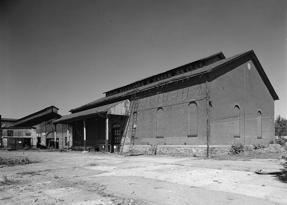 Baltimore & Ohio Railroad, Mount Clare Shops, Baltimore Maryland PATTERN STORAGE BUILDING LOOKING NORTHWEST FROM GROUND LEVEL (1976)