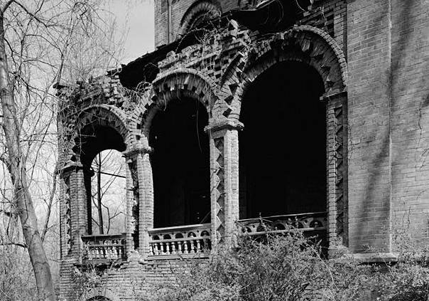 Wyndclyffe Mansion (Linden Grove), Rhinebeck New York DETAIL VIEW SHOWING DETERIORATION OF SOUTH FRONT PORCH, WEST SIDE